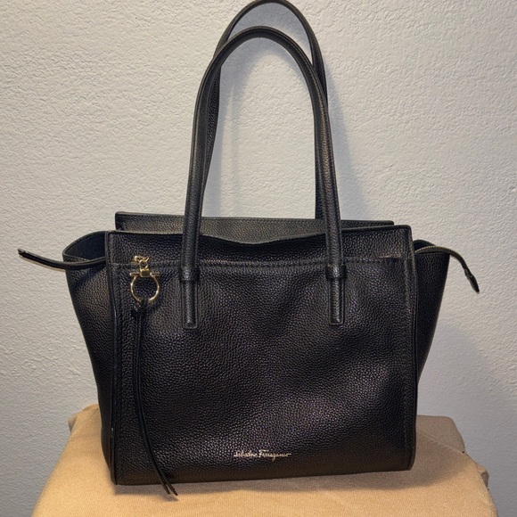 Salvatore Ferragamo Hammered Calfskin Amy Tote bag - Picture 1 of 14